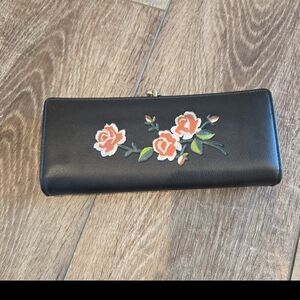 Vintage Black Leather Embroidered Rose Floral Wallet Clutch.